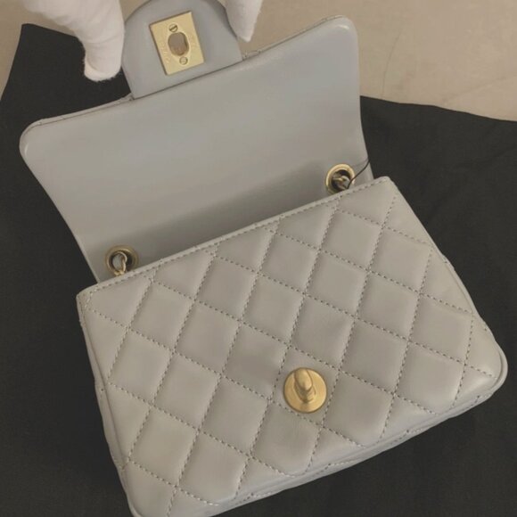 Chanel 21B Classic Mini Square Pearl Crush Lambskin Quilted Flap Bag, Gray, NIB - Picture 8 of 16